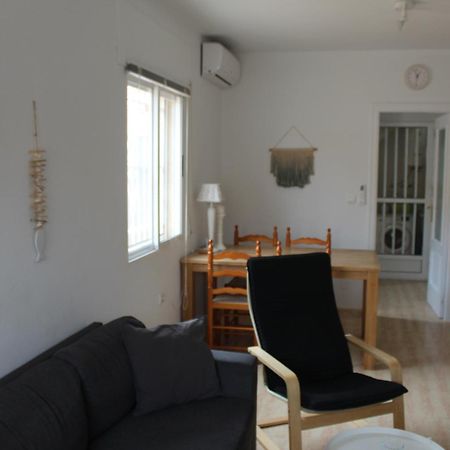Bungalow With 2 Bedrooms And Roof Terrace In The Center Of La Zenia. Free Wifi. Orihuela Exterior photo
