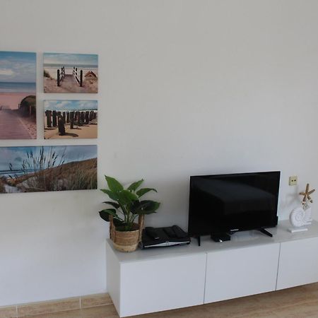 Bungalow With 2 Bedrooms And Roof Terrace In The Center Of La Zenia. Free Wifi. Orihuela Exterior photo