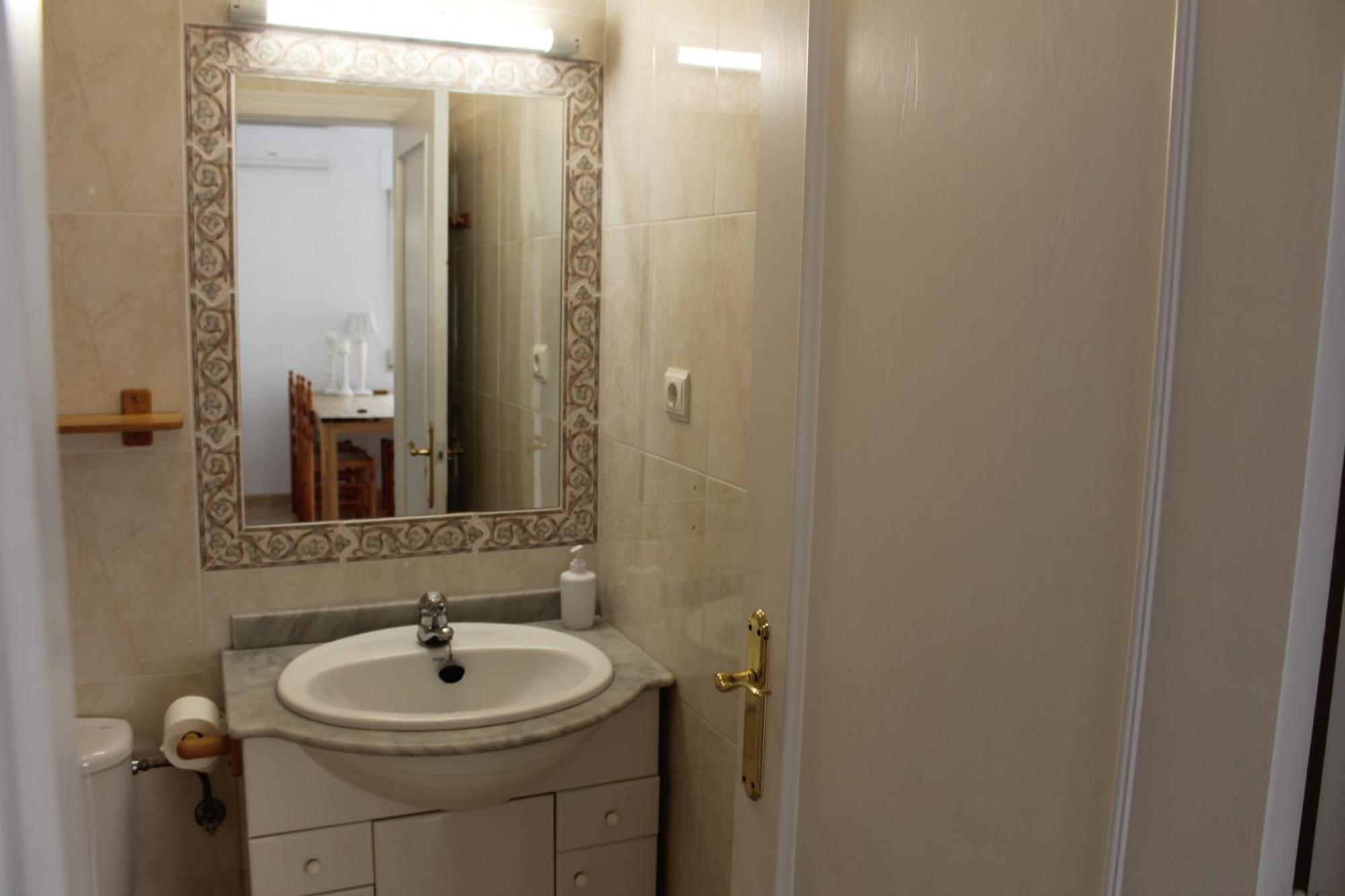 Bungalow With 2 Bedrooms And Roof Terrace In The Center Of La Zenia. Free Wifi. Orihuela Exterior photo