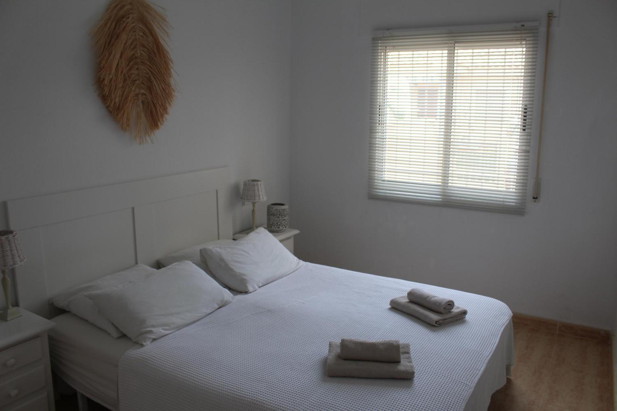 Bungalow With 2 Bedrooms And Roof Terrace In The Center Of La Zenia. Free Wifi. Orihuela Exterior photo