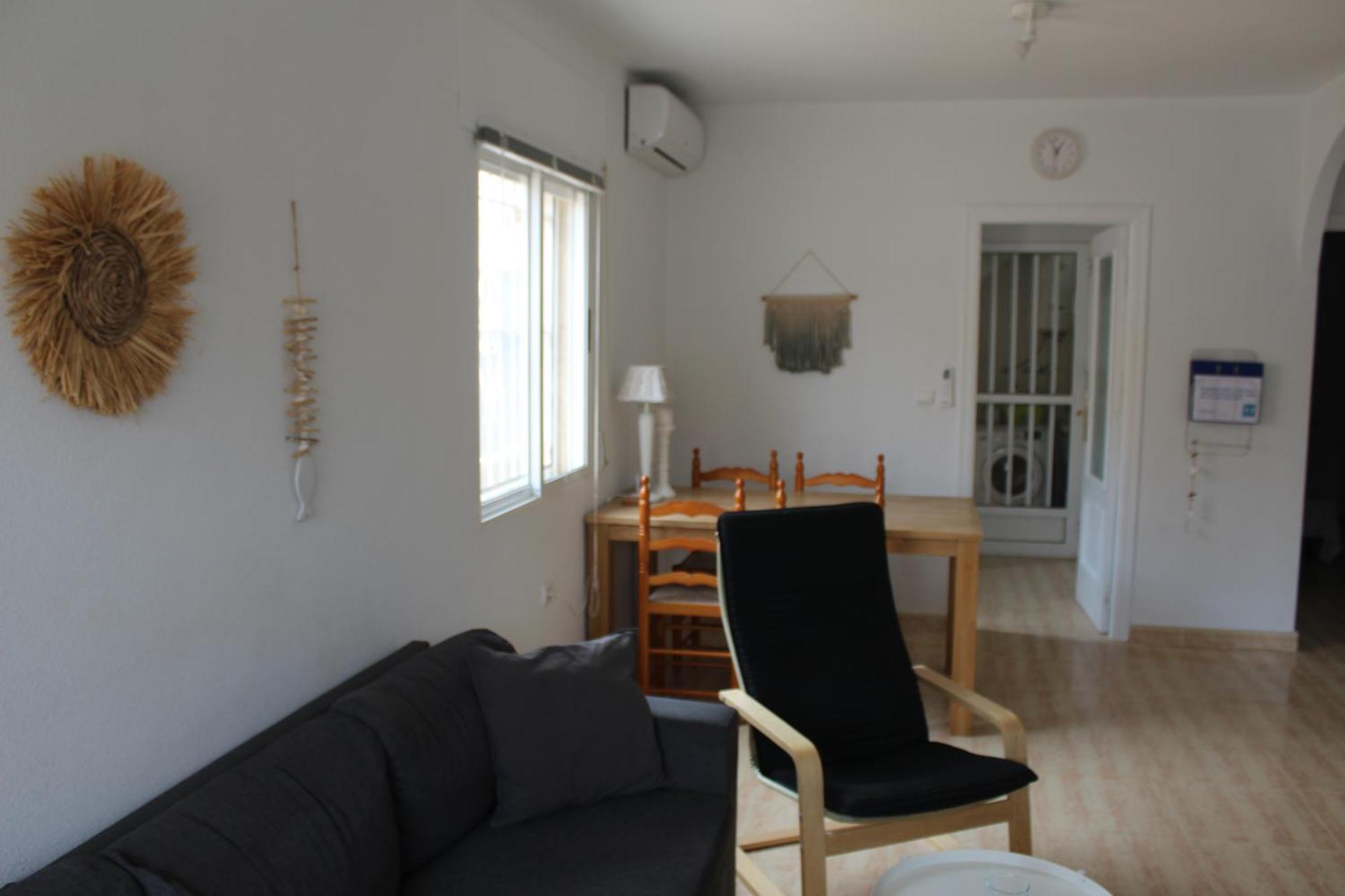 Bungalow With 2 Bedrooms And Roof Terrace In The Center Of La Zenia. Free Wifi. Orihuela Exterior photo